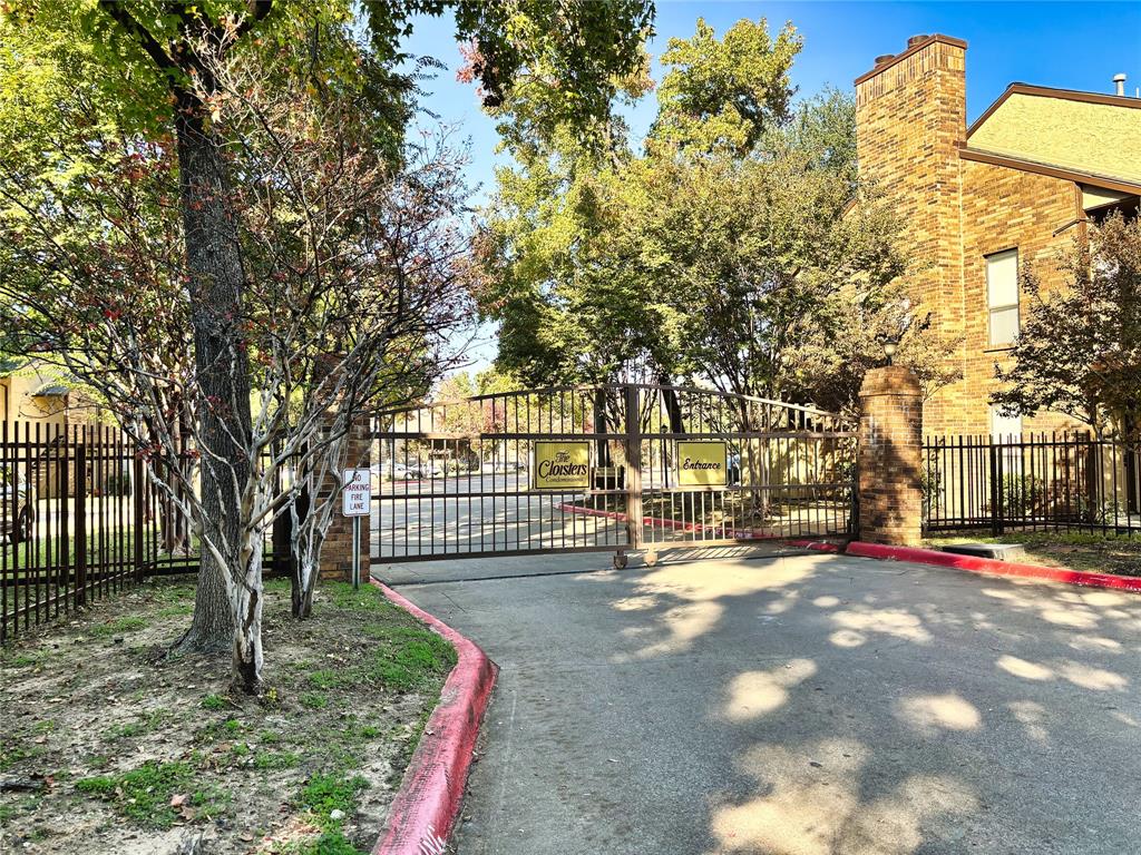 Cloisters Condo The - Residential Lease