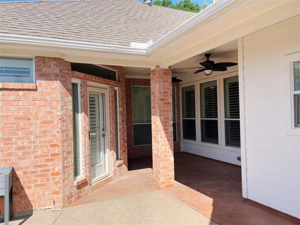 5908 Sandhill Circle