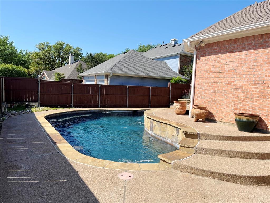 5908 Sandhill Circle