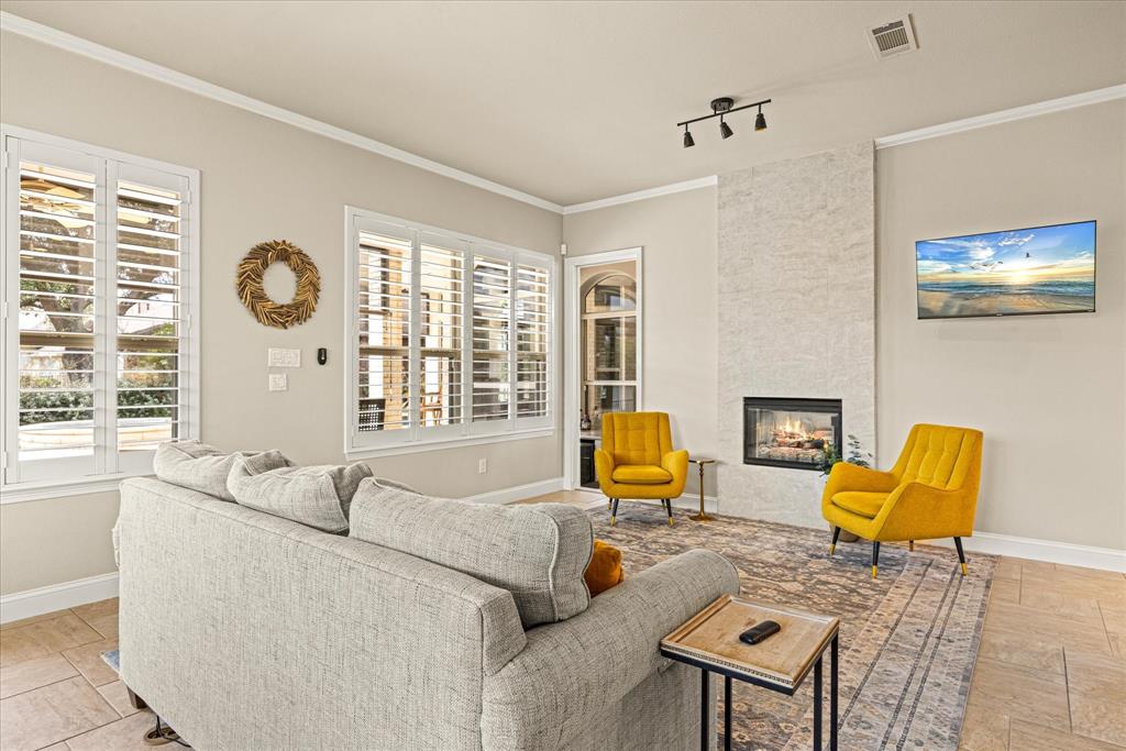 Waters Edge - Residential