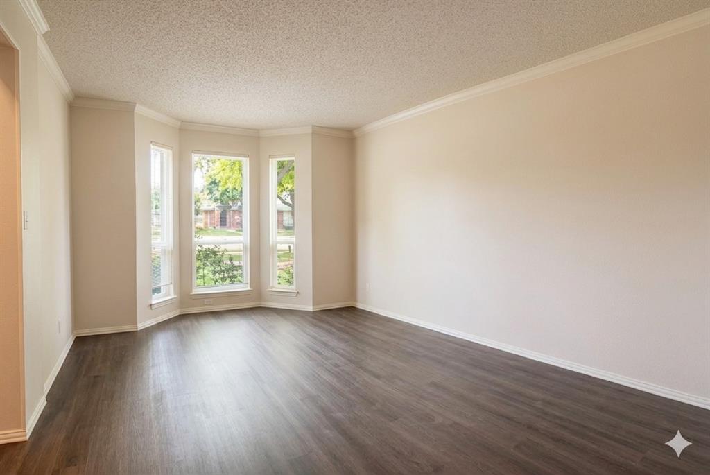 2901 Barksdale Drive