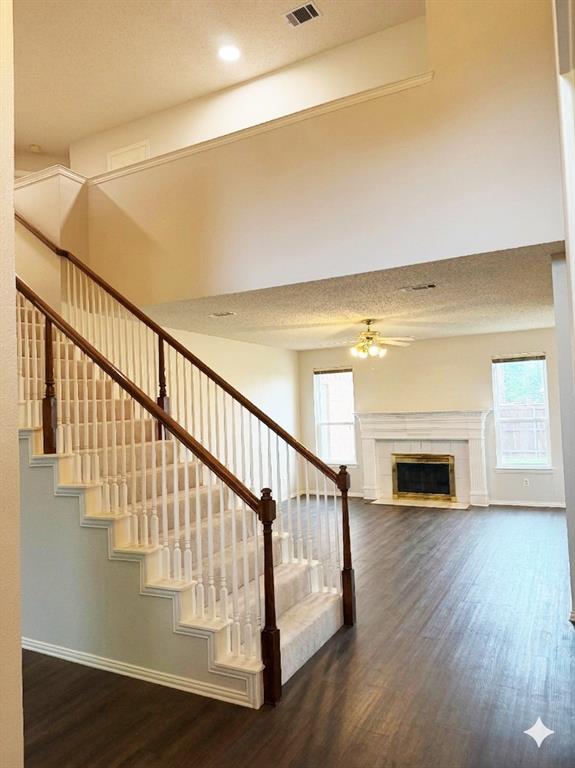 2901 Barksdale Drive