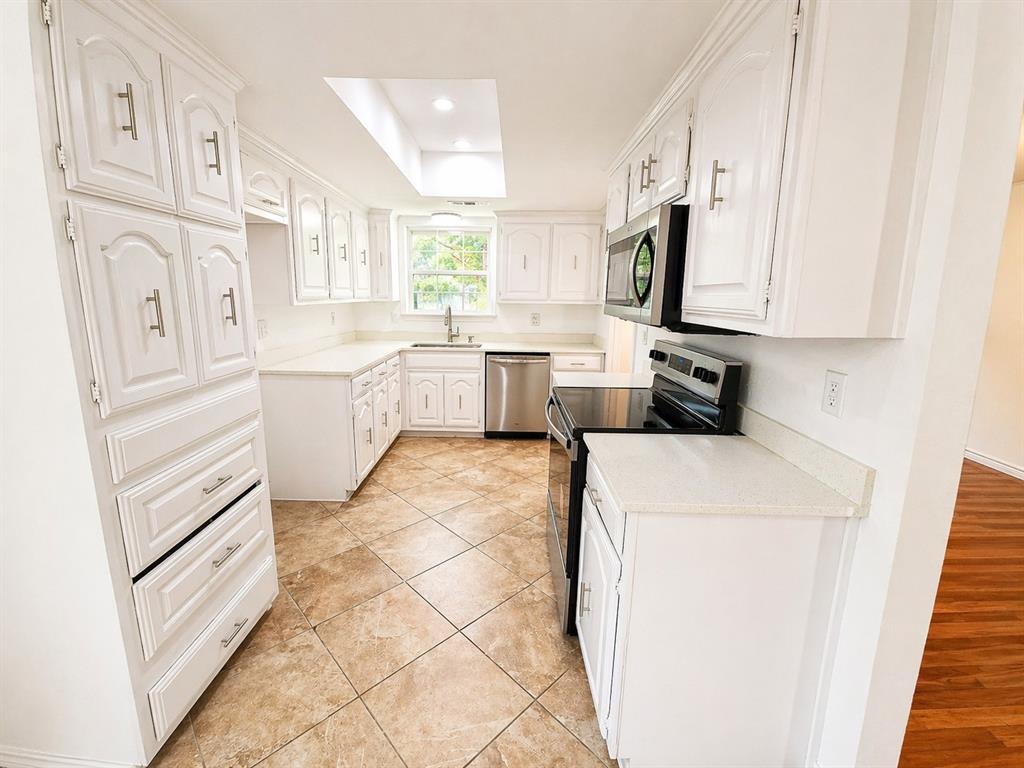 4917 Willowhaven Circle