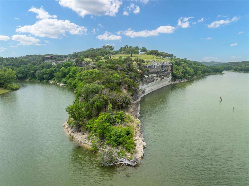 Holiday Pointrev - Land