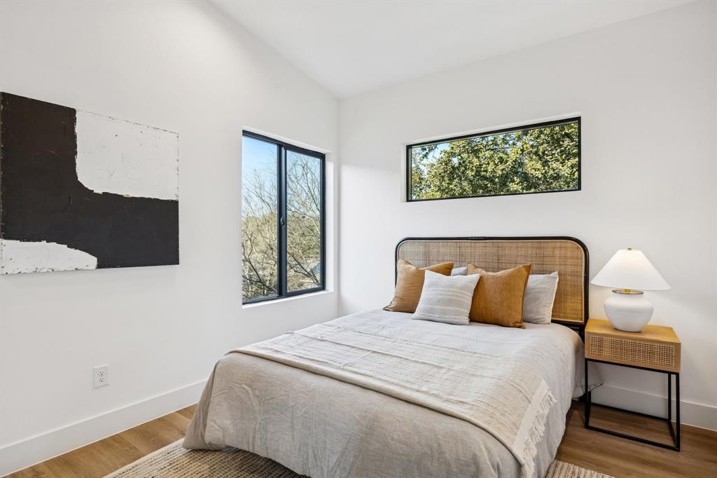 Hoods J T - Residential Income