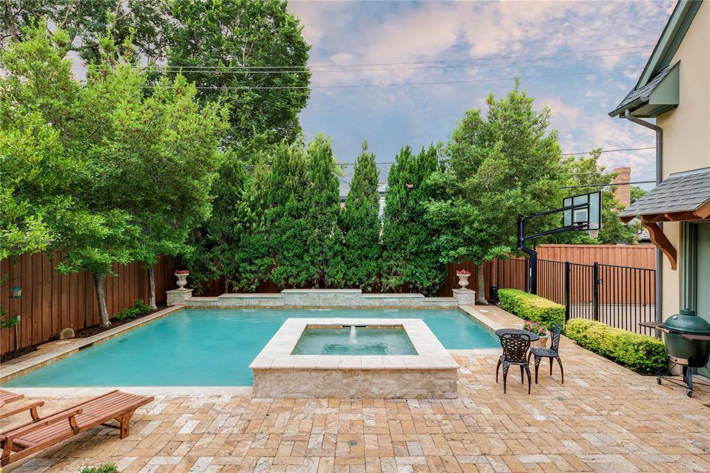 Caruth Hills - Residential