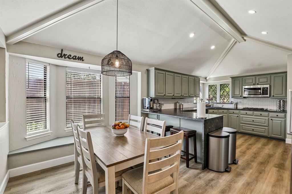 431 Creekside Lane