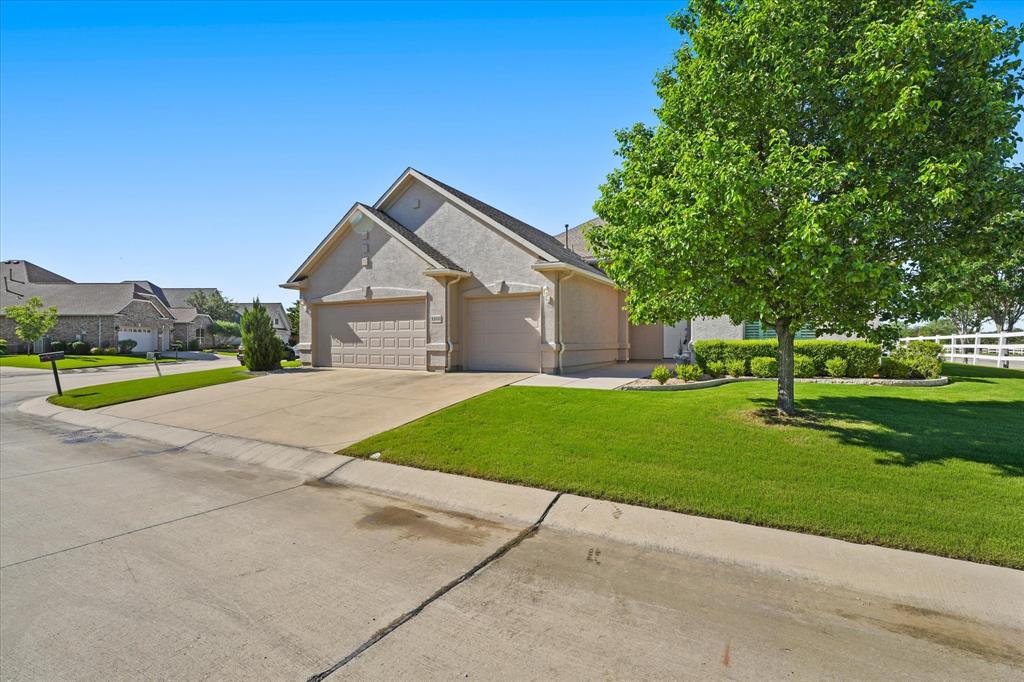 8800 Freeport Drive