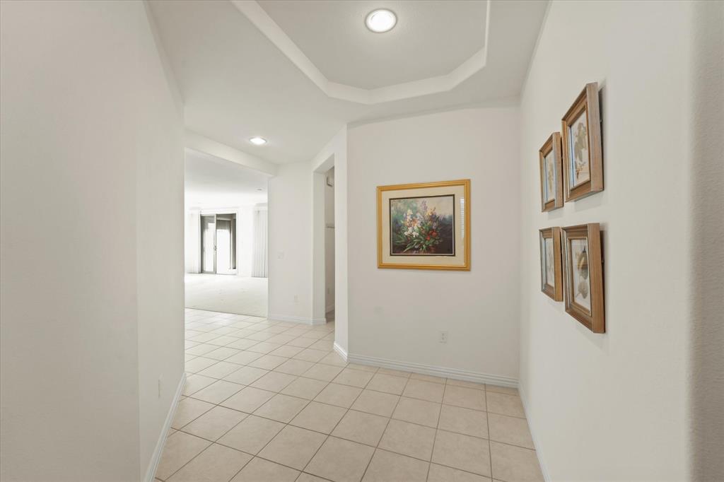 8800 Freeport Drive