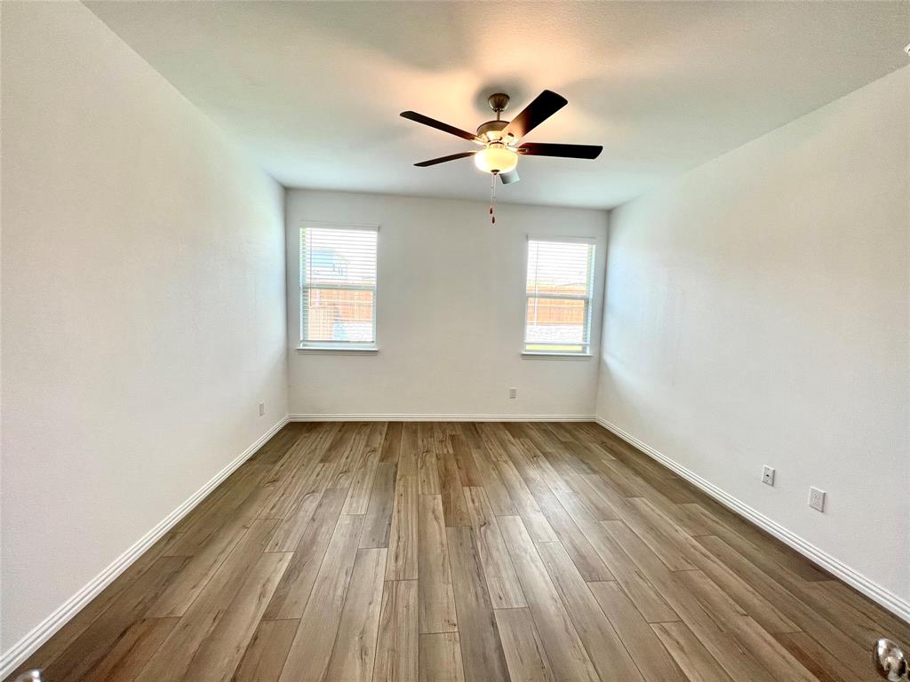 SUTTON FIELDS PHASE 3B - Residential Lease