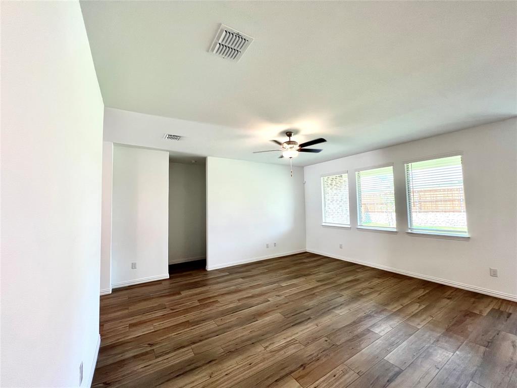 SUTTON FIELDS PHASE 3B - Residential Lease