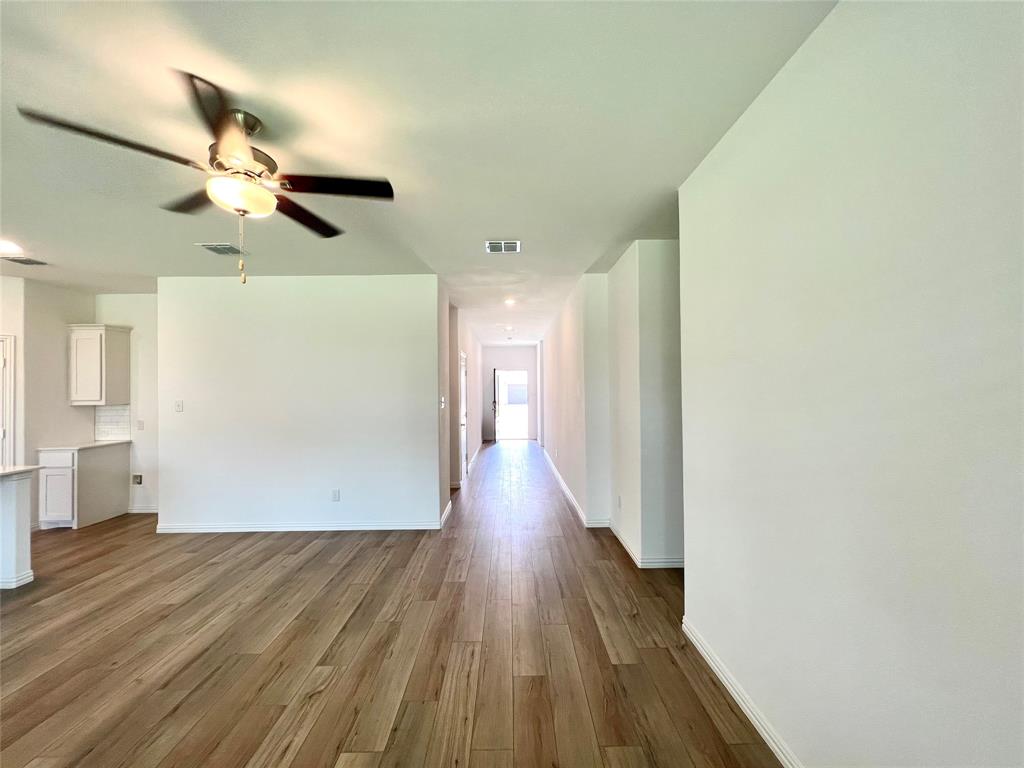 SUTTON FIELDS PHASE 3B - Residential Lease