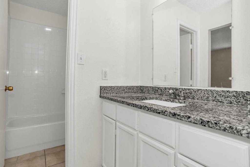 Brook Meadows 01 - Residential