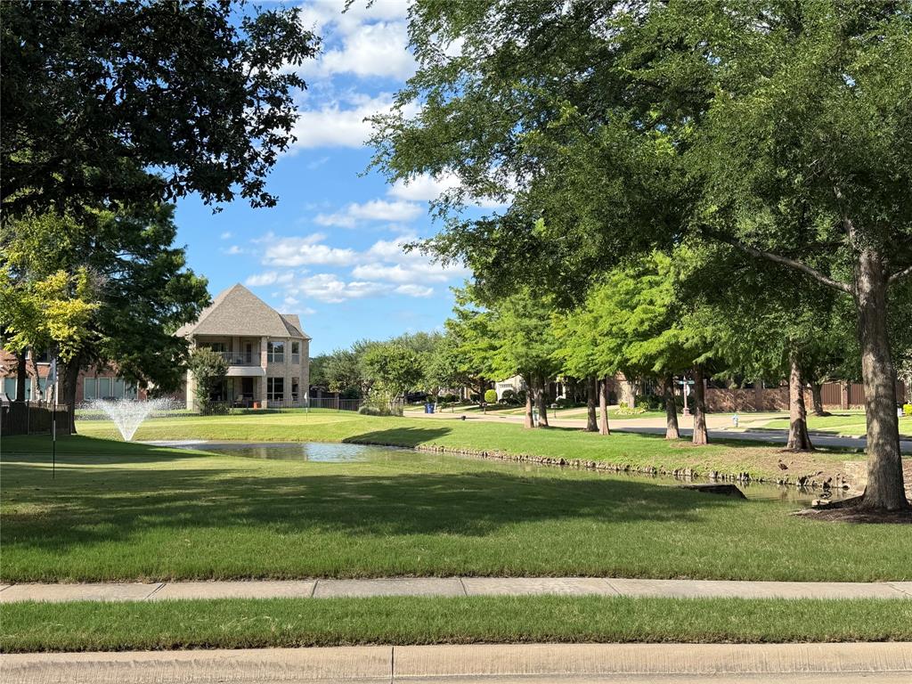49 Glistening Pond Drive