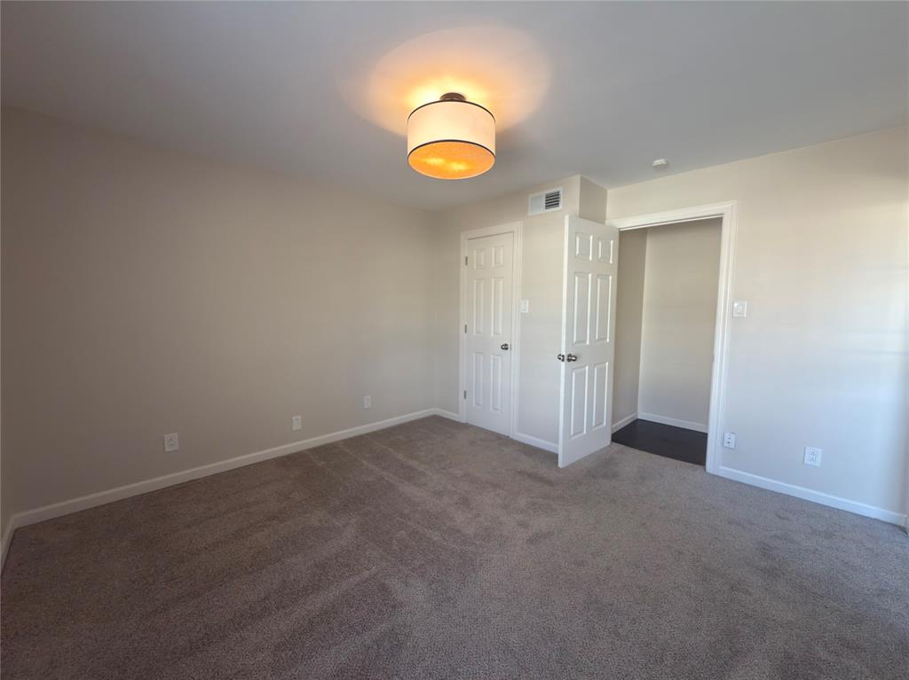 Creekbend Townhomes - Residential Lease