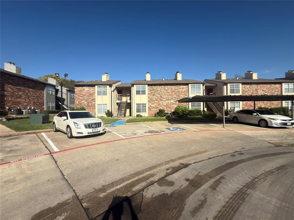 Creekbend Townhomes - Residential Lease