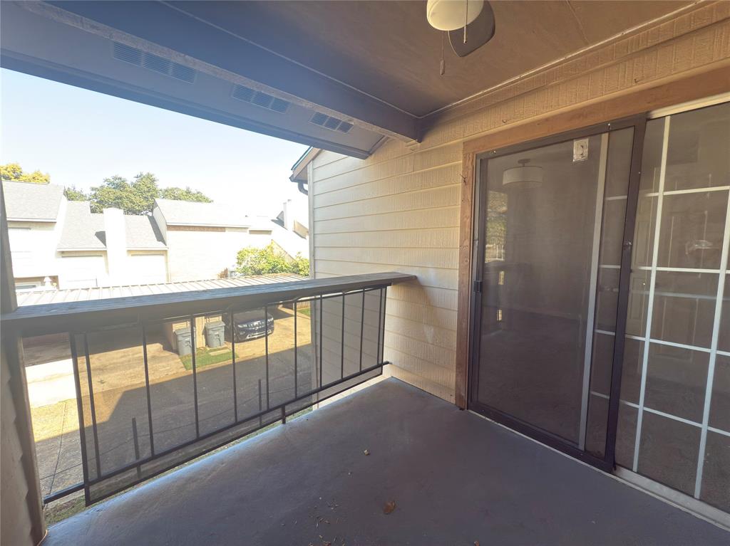 Creekbend Townhomes - Residential Lease