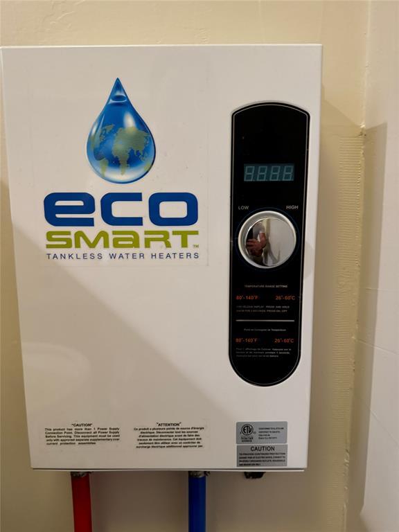 Creekbend Townhomes - Residential Lease