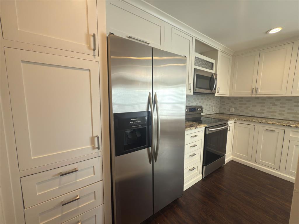 Creekbend Townhomes - Residential Lease