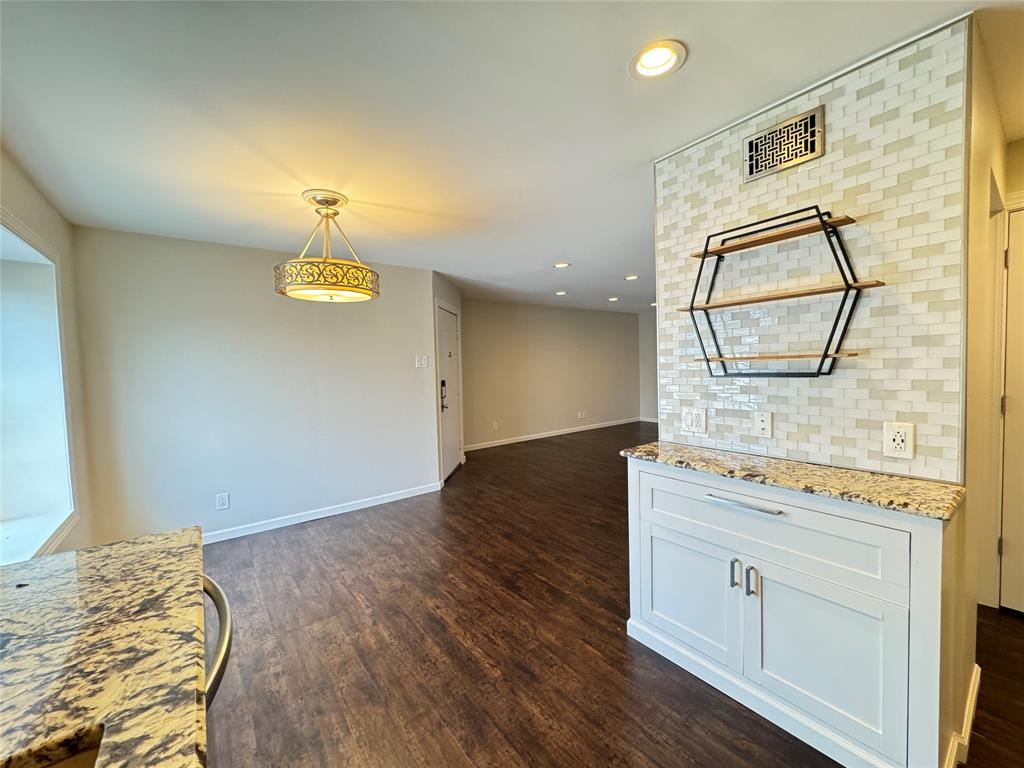 Creekbend Townhomes - Residential Lease