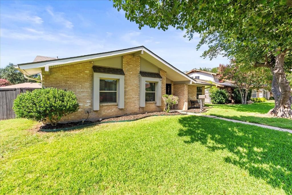 1341 Forestglen Drive
