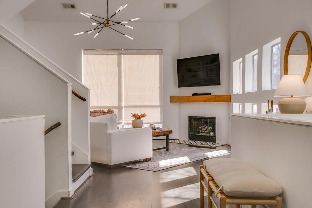 San Jacinto Street Townhomes - Residential