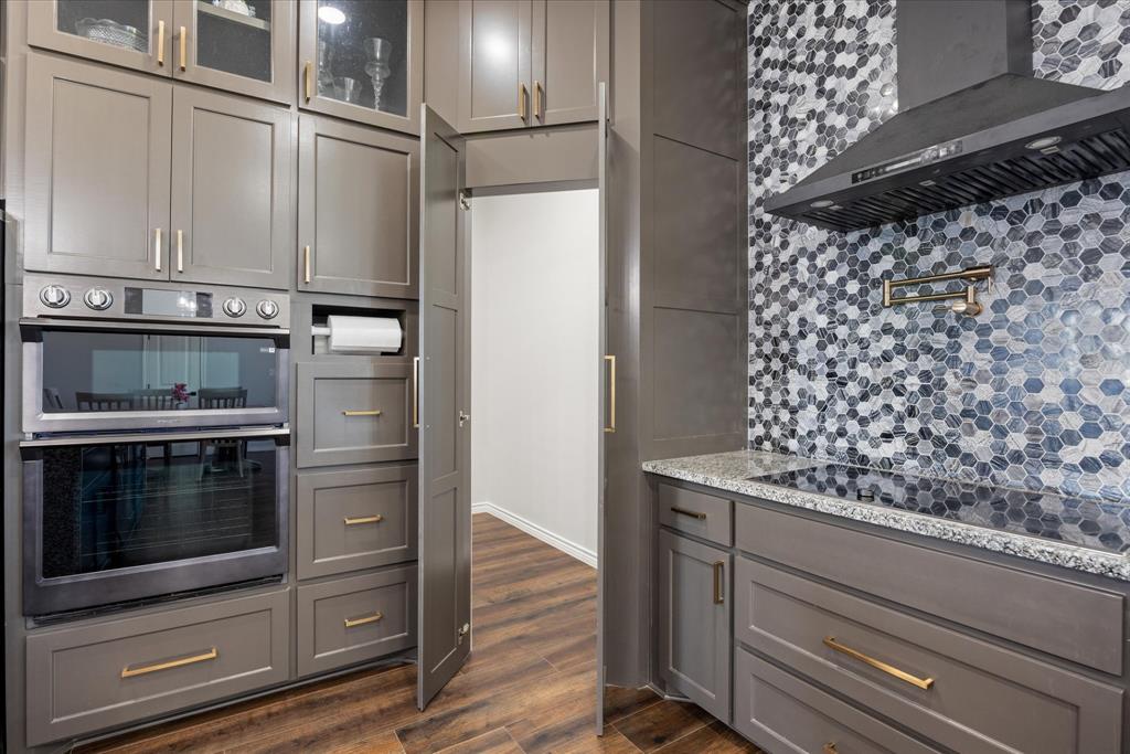 A0681 SMITH HANCOCK; & HOUSE - Residential