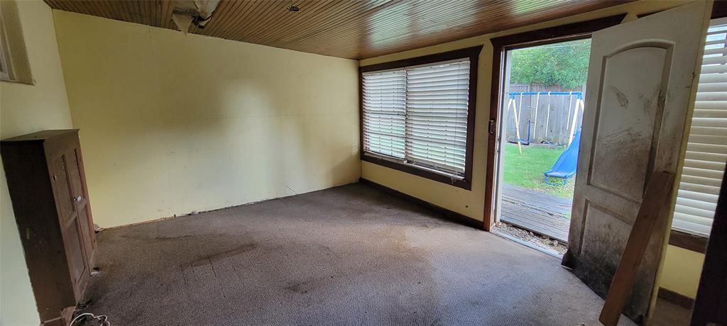 Royalhaven Rev - Residential