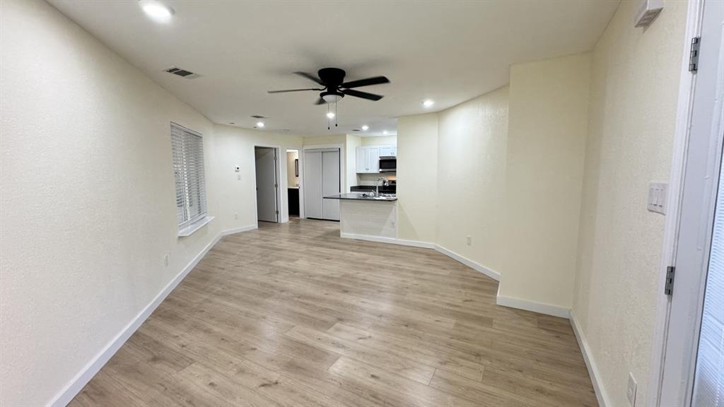 Arlington Oaks Condo - Residential Lease