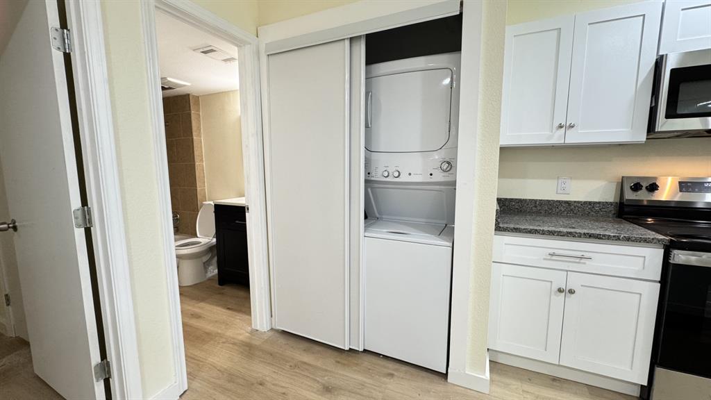 Arlington Oaks Condo - Residential Lease