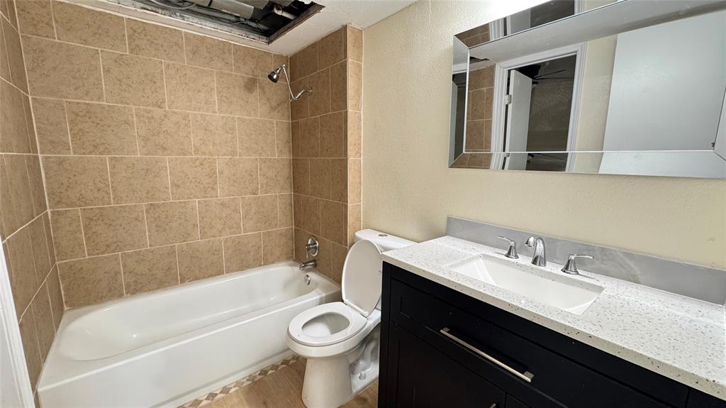 Arlington Oaks Condo - Residential Lease