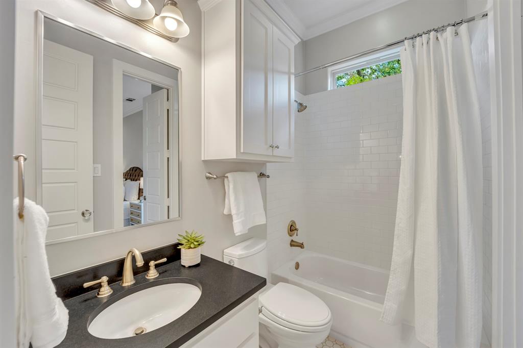 Williams-Caruth Terrace - Residential