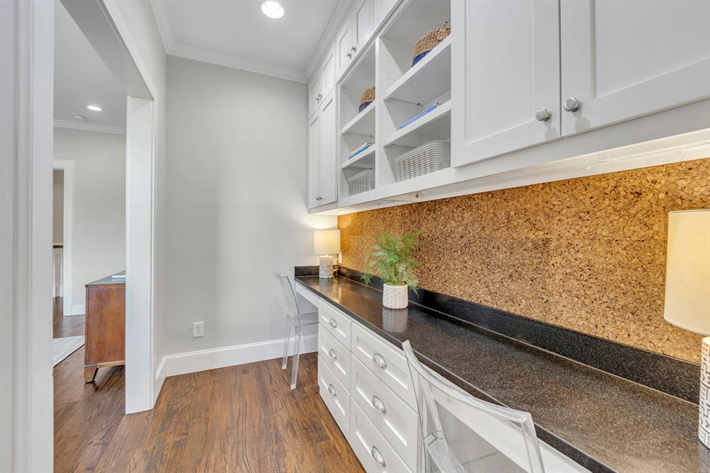 Williams-Caruth Terrace - Residential