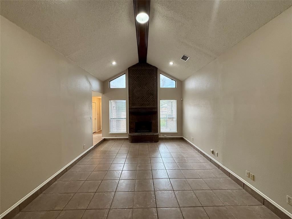 1631 Ariel Drive