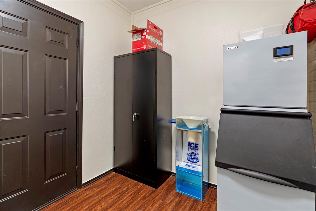 S C Robertson Surv A-8 Tract 5 - Residential