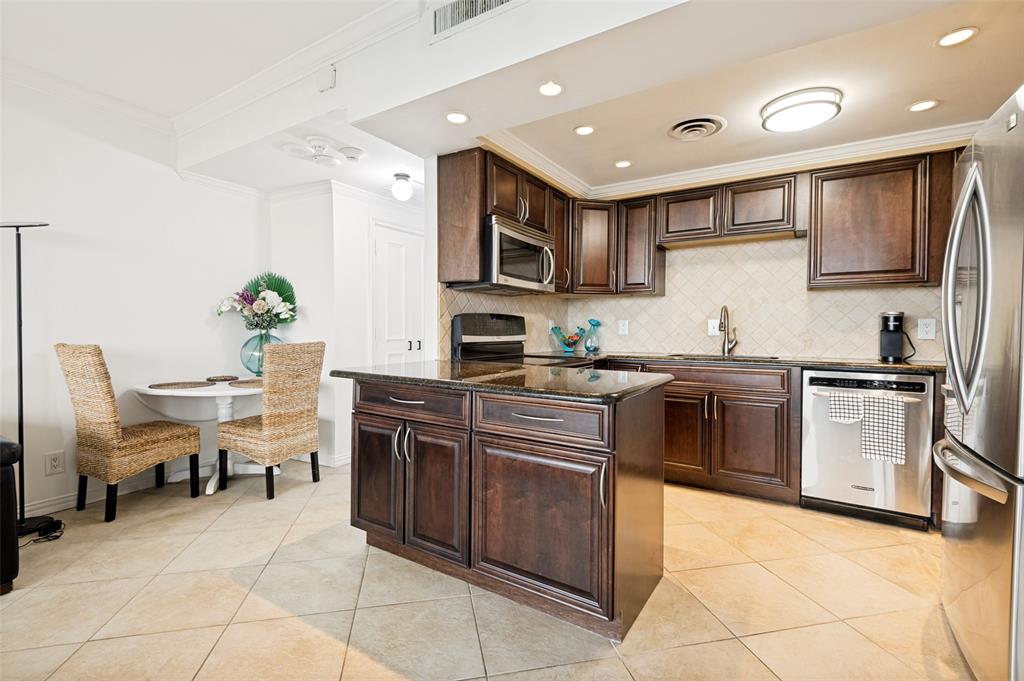 Preston Tower Condo - Residential