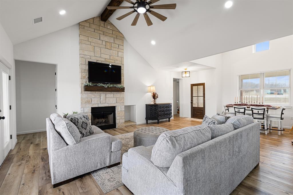 476 Silver Leaf Drive