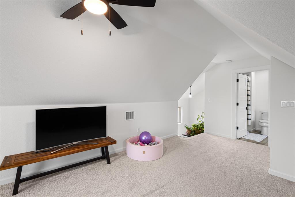 Silver Lakes Ranch - Residential