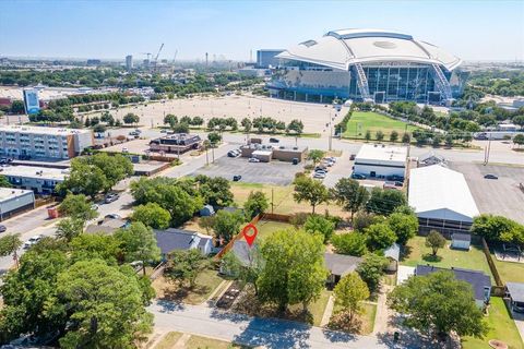 833 Roosevelt Street Arlington TX 76011