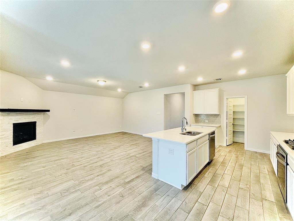 Chalk Hill, Ph 1 - Residential