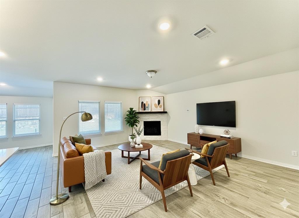 Chalk Hill, Ph 1 - Residential