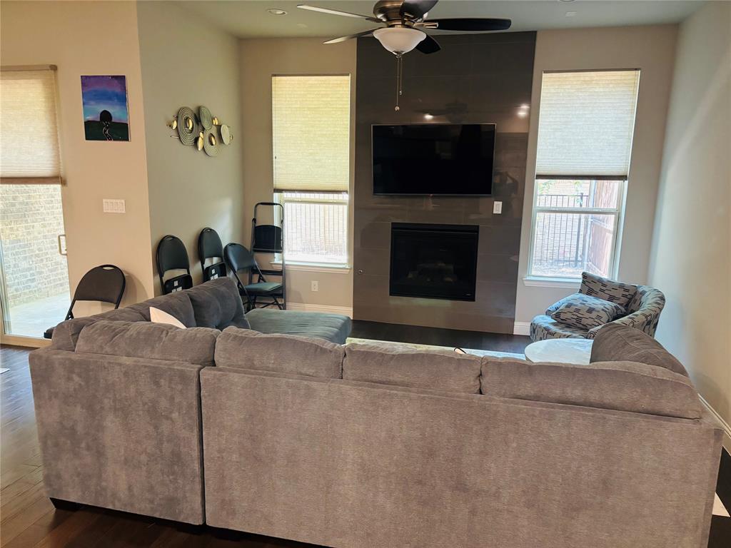 University Place Add Ph 1 - Residential Lease