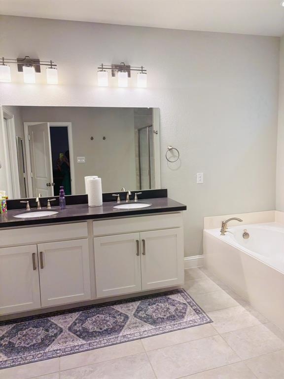 University Place Add Ph 1 - Residential Lease