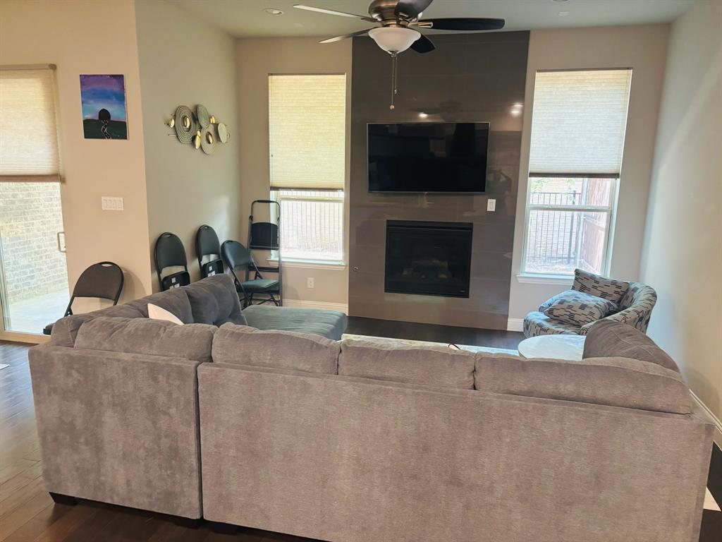 University Place Add Ph 1 - Residential Lease