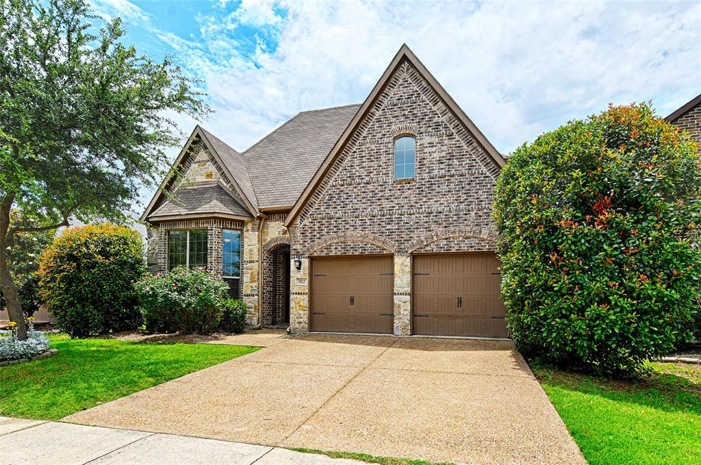812 Lake Meadow Lane