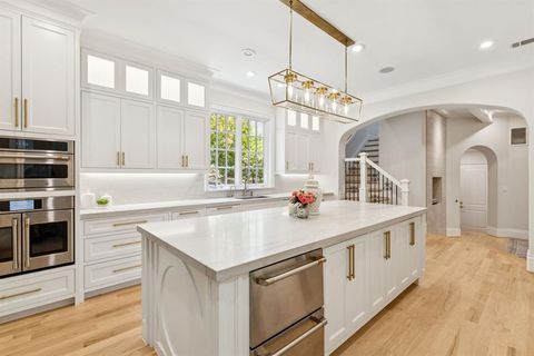 Tiny photo for 3817 Colgate Avenue, University Park, TX 75225 (MLS # 21086061)