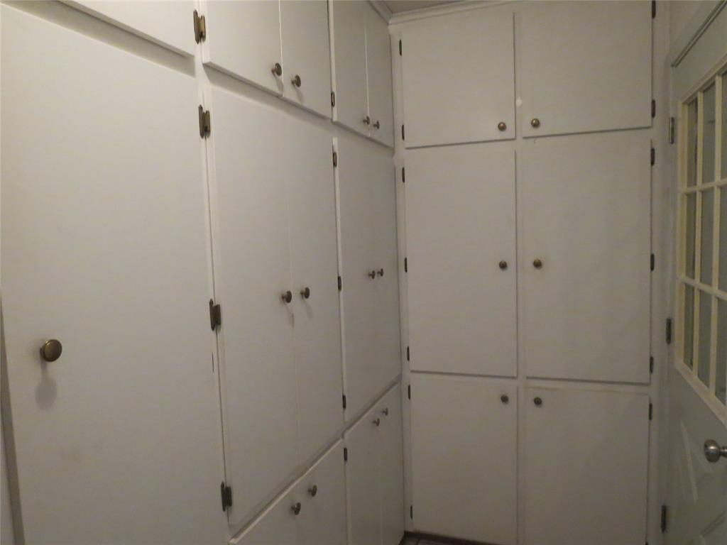 Lake Brenda - Residential