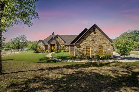 1005 Cheyenne Road Poolville TX 76487