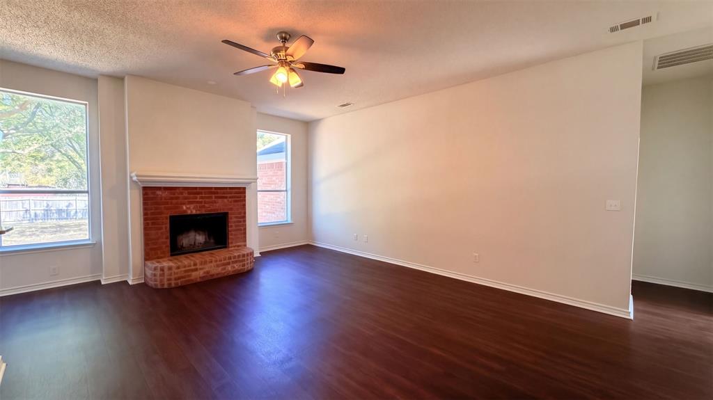 7109 Cottonwood Circle