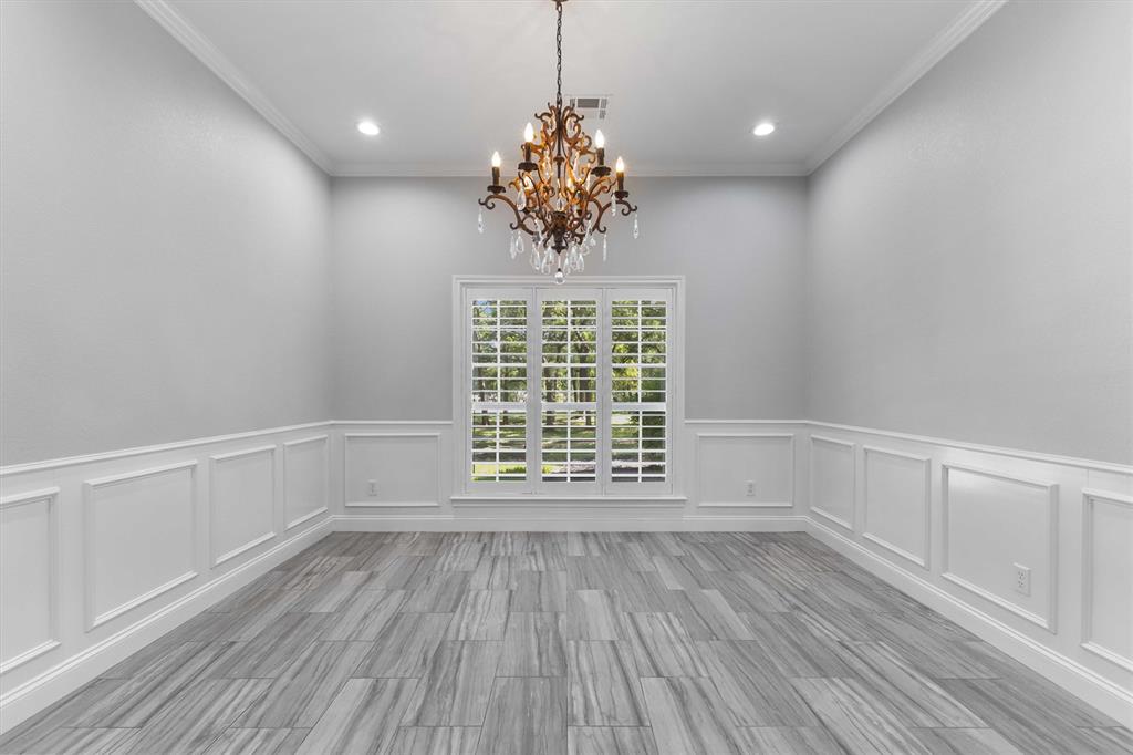 Three 17 River Oaks - Residential